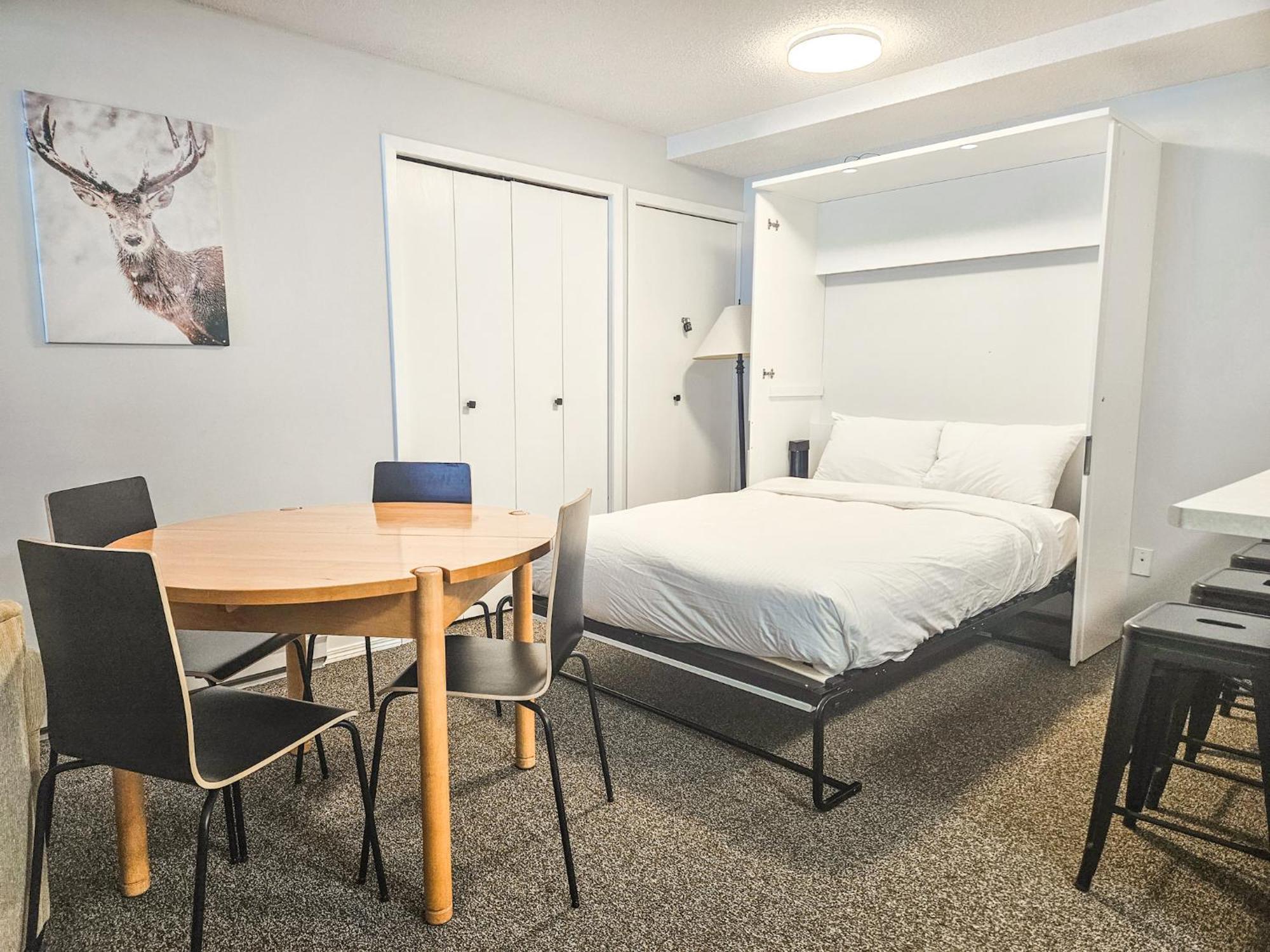 Apartment Horsethief By Stayin Panorama